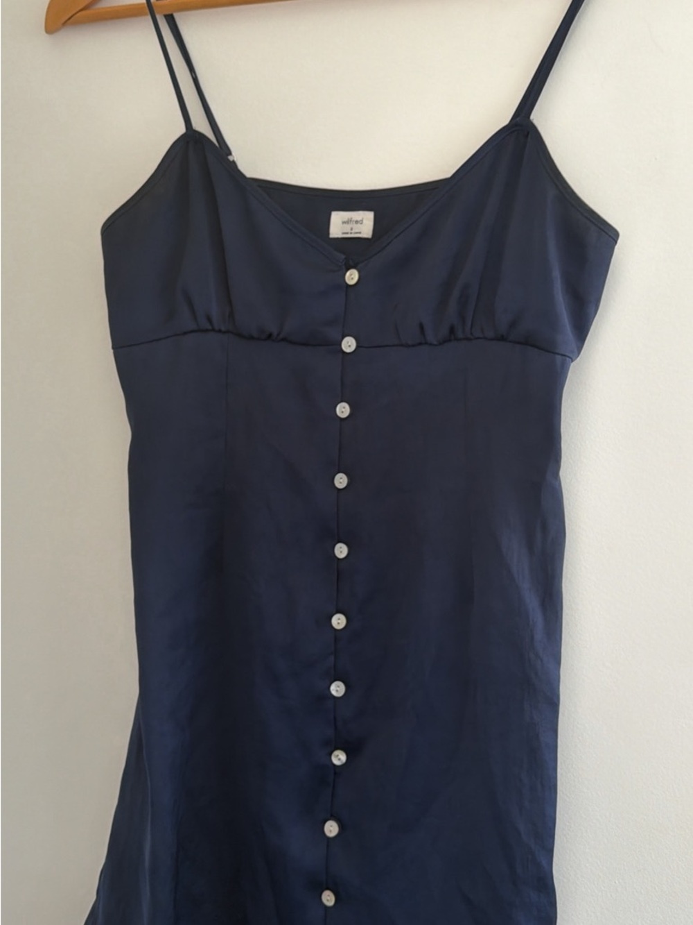 Wilfred bloom dress Navy Satin Button-Front Cami